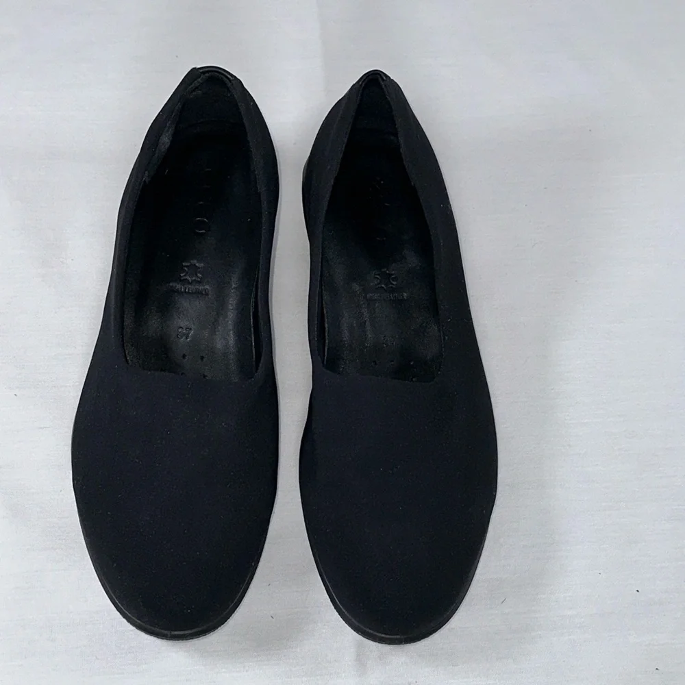ECCO Felicia Black Stretch Slip On Wedge Comfort Flat Loafer Womens Size 7 EU 37